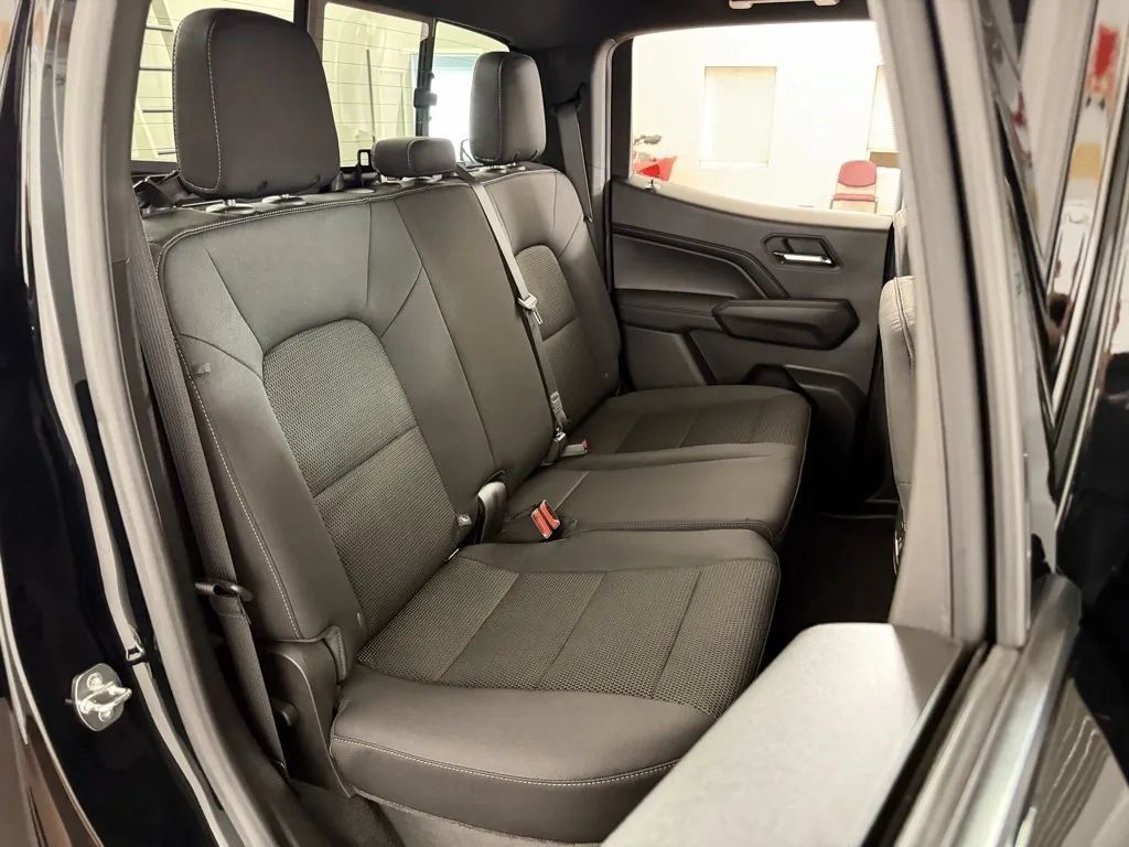 Used 2023 GMC Canyon Elevation w/ Convenience Package AWD/4WD image 34