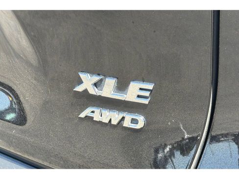 Certified 2023 Toyota RAV4 XLE Premium AWD/4WD image 33