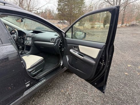 Used 2017 Subaru Crosstrek 2.0i Premium w/ Popular Package #2 image 15