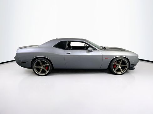 Used 2014 Dodge Challenger SRT8 w/ Harman/Kardon Audio Group image 4
