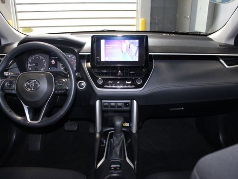 Used 2023 Toyota Corolla Cross LE FWD image 24