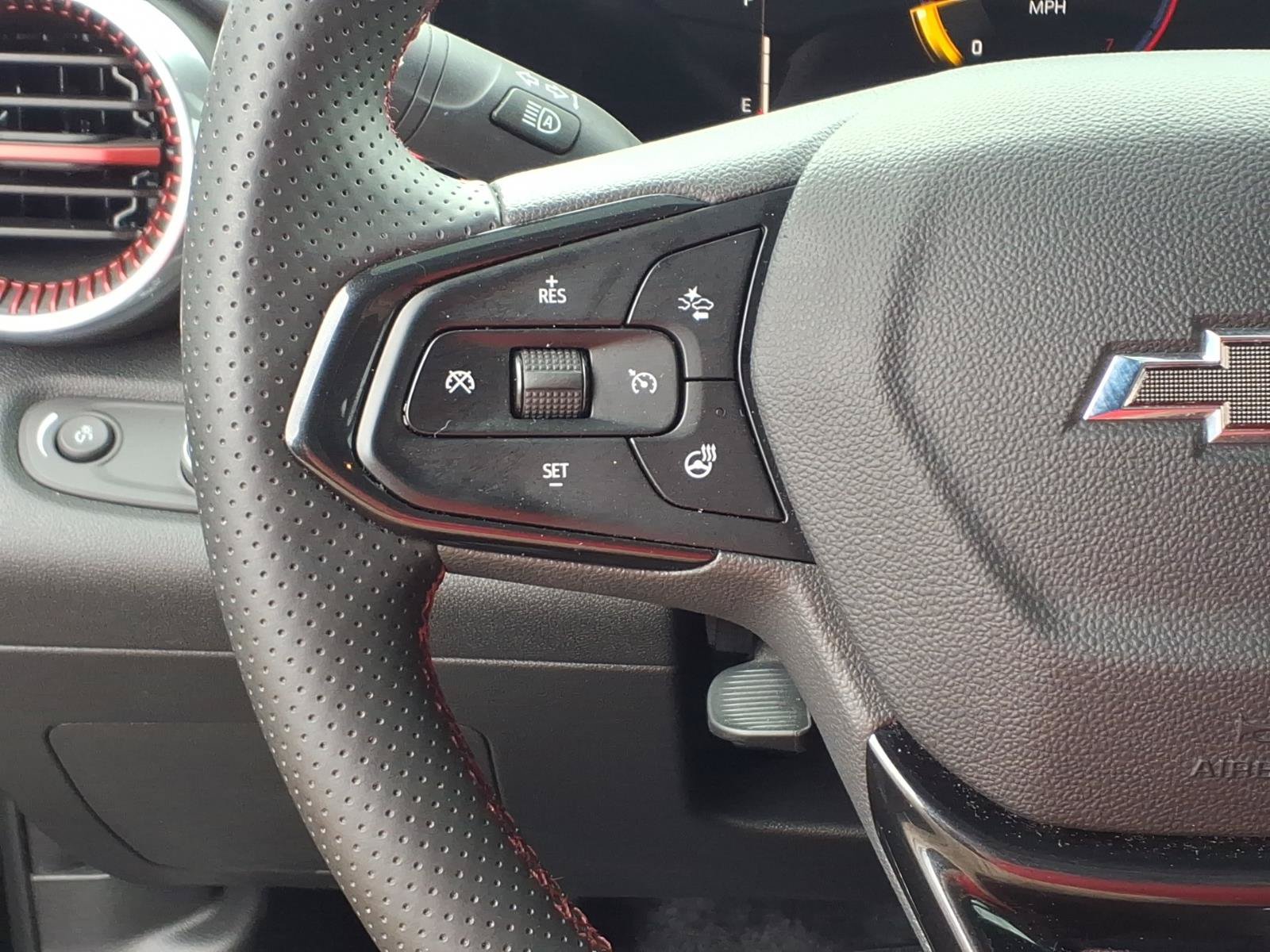 Used 2024 Chevrolet Trax RS w/ Driver Confidence Package FWD image 16