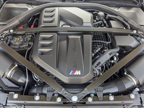 Used 2025 BMW M2 w/ Lighting Package image 22