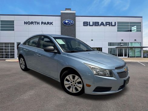 Used 2012 Chevrolet Cruze LS w/ Connectivity Package FWD image 1