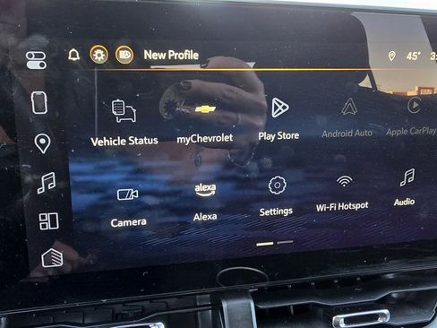 Used 2025 Chevrolet Equinox LT image 21