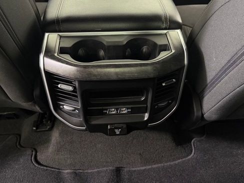 Used 2022 RAM 1500 Big Horn AWD/4WD image 30