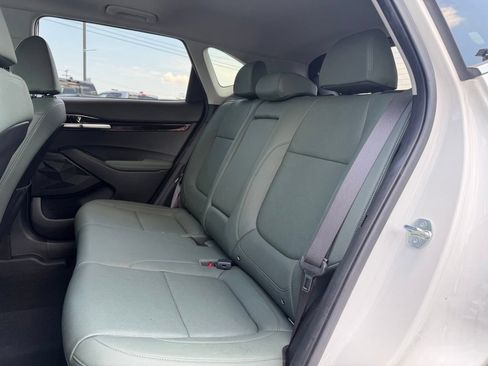 Certified 2024 Kia Seltos SX w/ SX Sunroof Package AWD/4WD image 25
