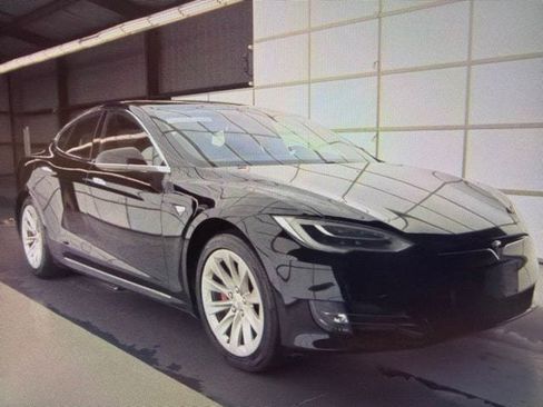Used 2020 Tesla Model S Performance AWD/4WD image 1