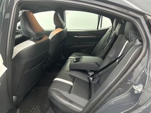 Used 2025 Toyota Camry SE w/ Convenience Package FWD image 20