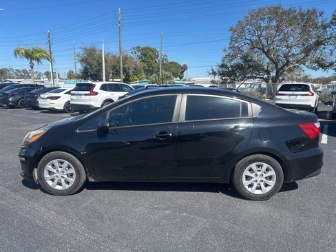 Used 2017 Kia Rio LX w/ Power Package image 4