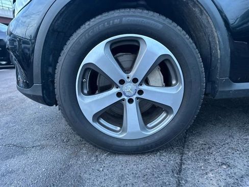 Used 2017 Mercedes-Benz GLC 300 4MATIC Coupe image 39
