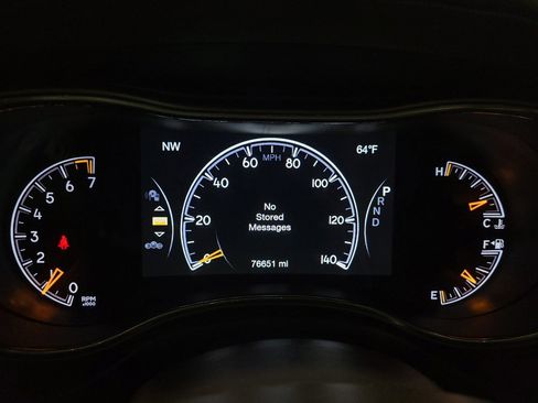 Used 2021 Jeep Grand Cherokee Overland AWD/4WD image 23
