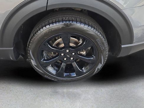 Used 2024 Ford Explorer ST-Line w/ Class IV Trailer Tow Package AWD/4WD image 32