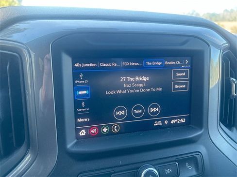 Used 2021 Chevrolet Silverado 1500 Custom w/ Safety Confidence Package image 19