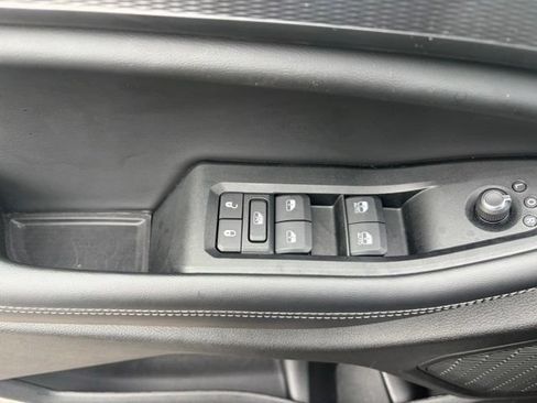Used 2025 Jeep Grand Cherokee L Altitude RWD image 32