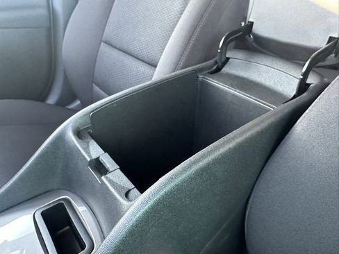 Used 2024 Chevrolet Malibu LT image 14