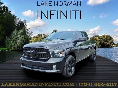Used 2019 RAM 1500 Express w/ Express Value Package AWD/4WD image 1