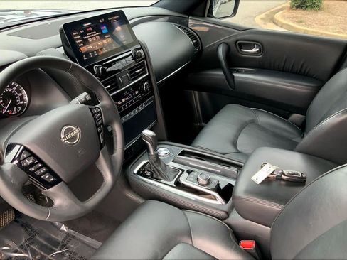 Used 2022 Nissan Armada SL w/ Midnight Edition Package RWD image 16