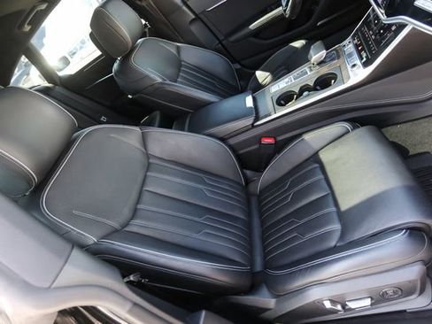 Used 2021 Audi A7 e Prestige w/ Prestige Package image 57