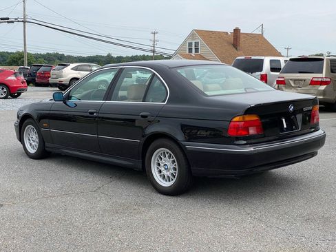 Used 1997 BMW 528i Sedan RWD image 3