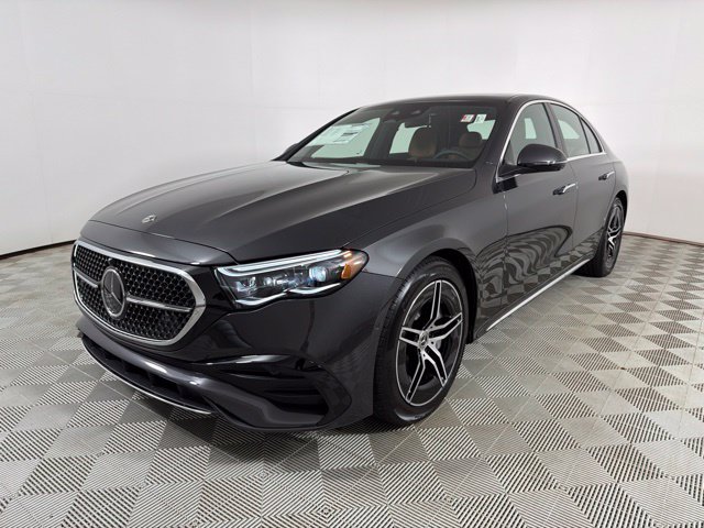 New 2027 Mercedes-Benz E 450 4MATIC Sedan image 3