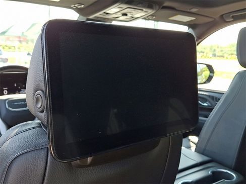 Certified 2023 GMC Yukon Denali w/ Denali Reserve Package image 13