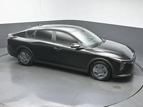 Used 2025 Kia K4 FWD image 38