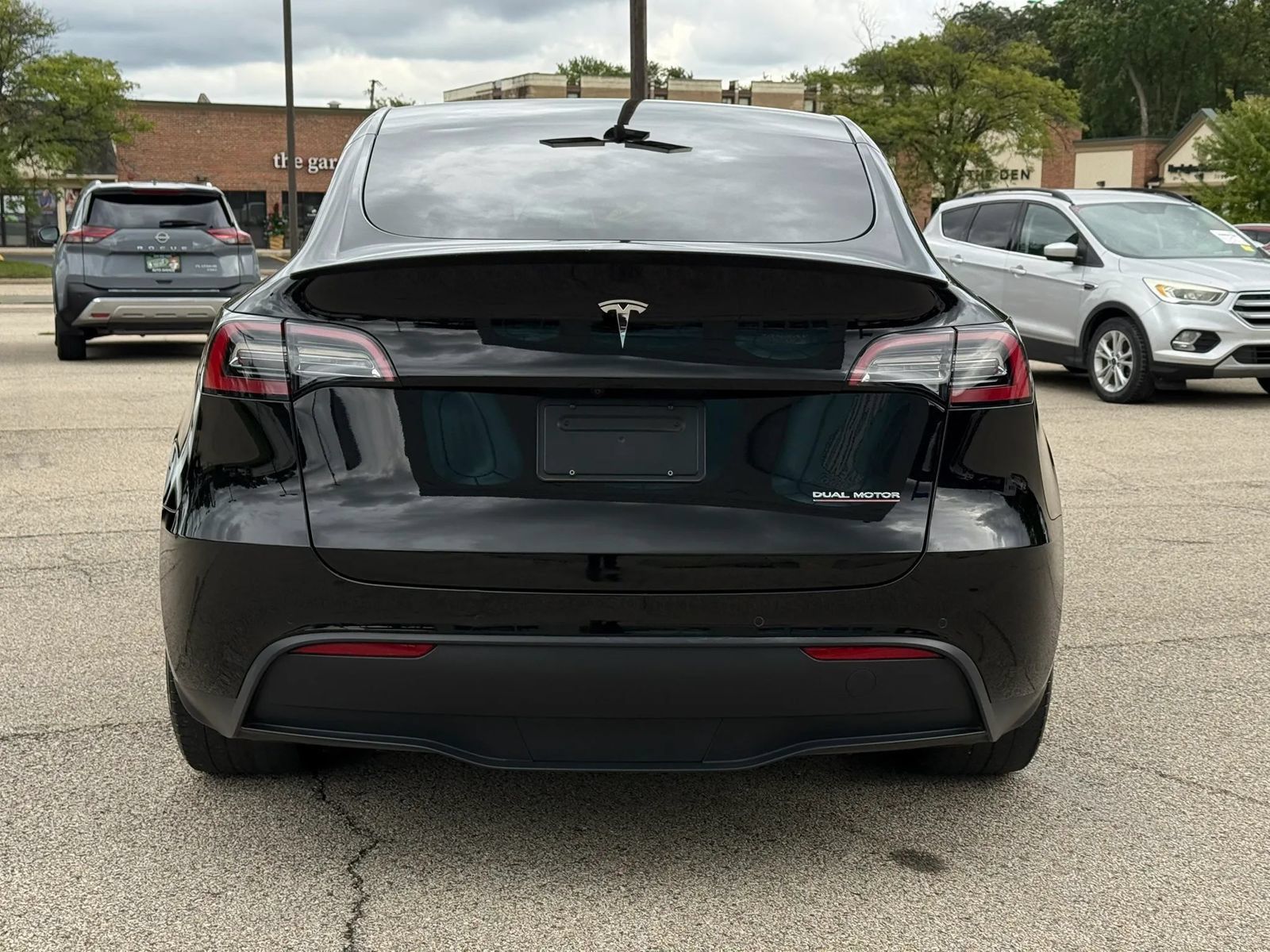 Used 2022 Tesla Model Y Performance AWD/4WD image 6