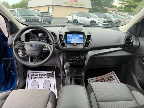 Used 2019 Ford Escape SE AWD/4WD image 2