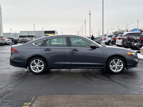 Certified 2023 Honda Accord LX image 10