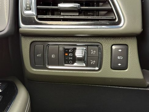 Used 2022 Lincoln Navigator Black Label image 36