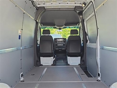 New 2025 Mercedes-Benz Sprinter 2500 image 10