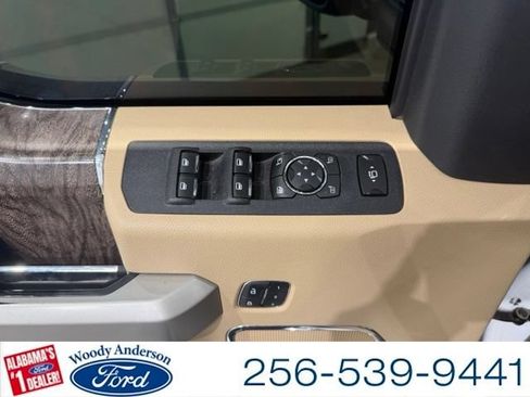 Used 2018 Ford F250 Lariat w/ Lariat Ultimate Package AWD/4WD image 22
