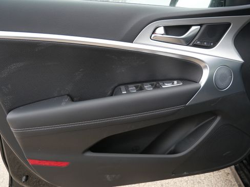 New 2026 Genesis G70 2.5T Prestige image 5