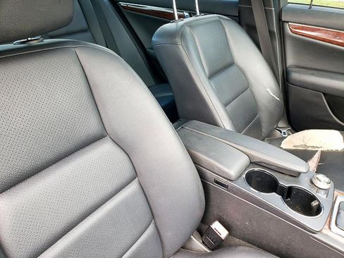 Used 2011 Mercedes-Benz C 300 4MATIC Sedan image 30