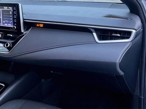 Used 2021 Toyota Corolla SE w/ Carpet Mat Package (TMS) image 16