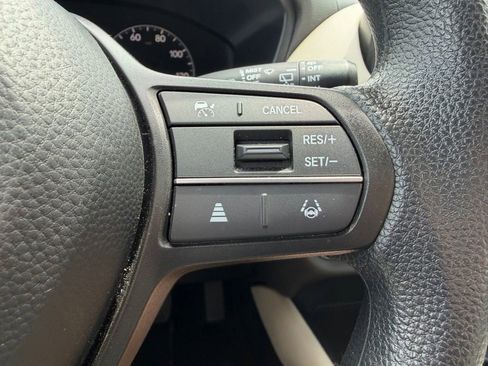 Used 2024 Honda HR-V LX image 16