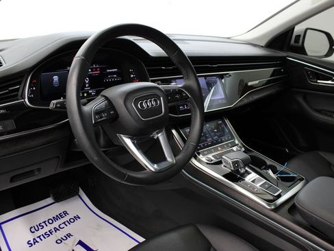Used 2023 Audi Q8 Premium Plus w/ Premium Plus Package AWD/4WD image 17