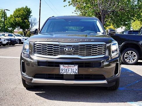 Used 2021 Kia Telluride S FWD image 5