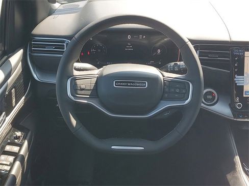 New 2026 Jeep Grand Wagoneer Limited image 15