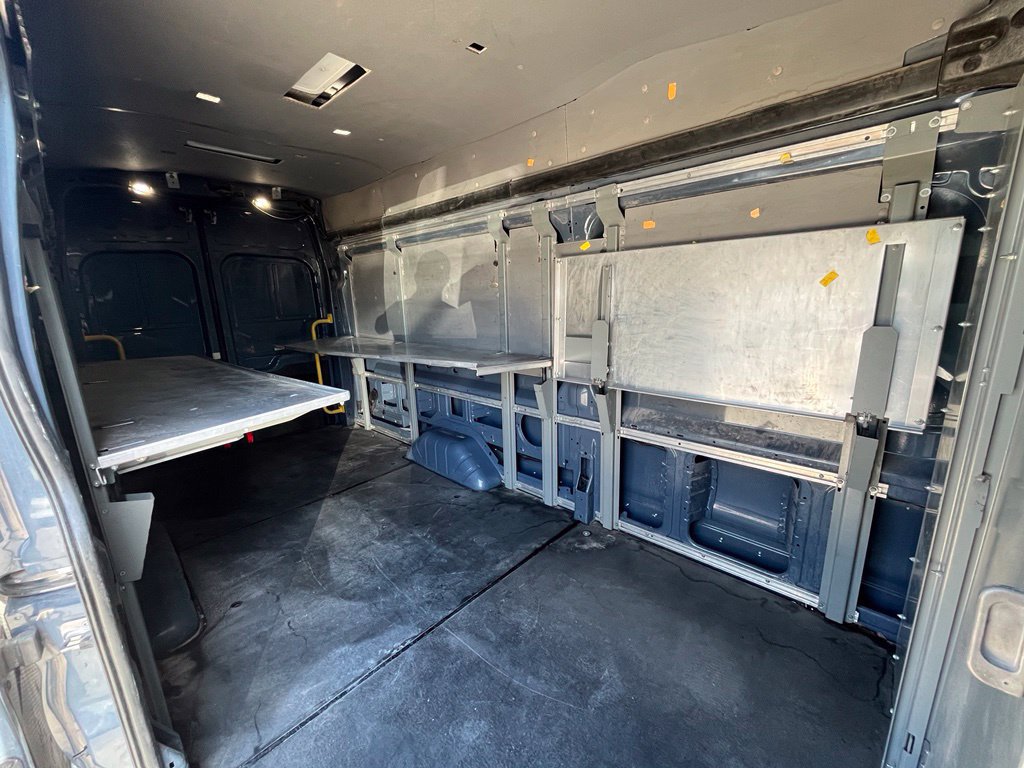 Used 2019 Ford Transit 250 148 High Roof Extended RWD image 4