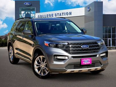 Certified 2021 Ford Explorer XLT w/ Equipment Group 202A