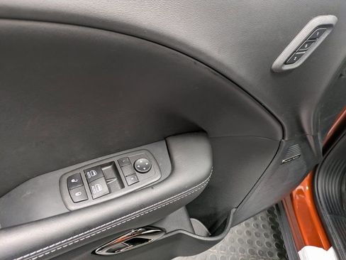 Used 2023 Dodge Challenger SRT Hellcat image 11