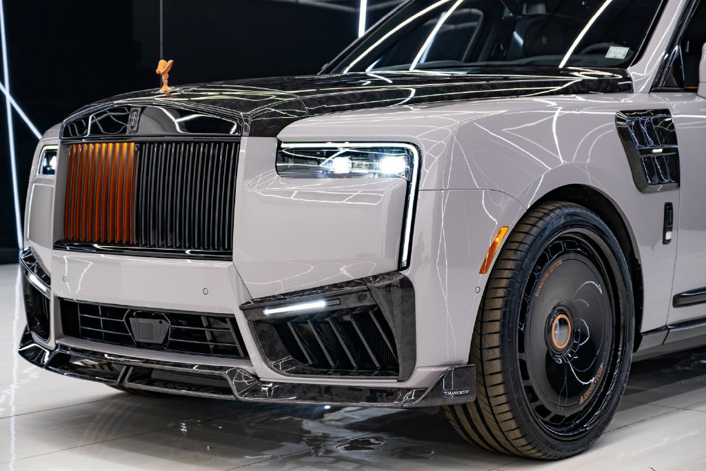 Used 2026 Rolls-Royce Cullinan AWD/4WD image 4