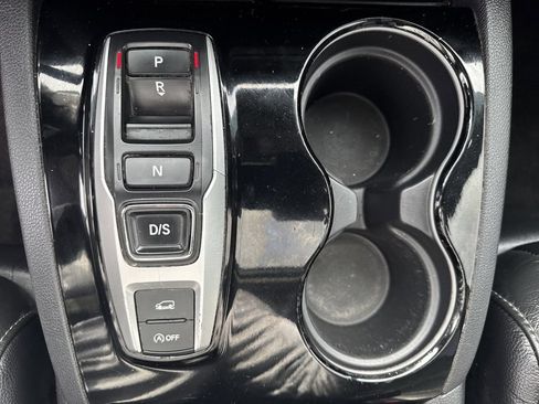 Used 2020 Honda Pilot Touring image 35