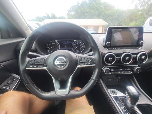 Used 2021 Nissan Sentra SR FWD image 40