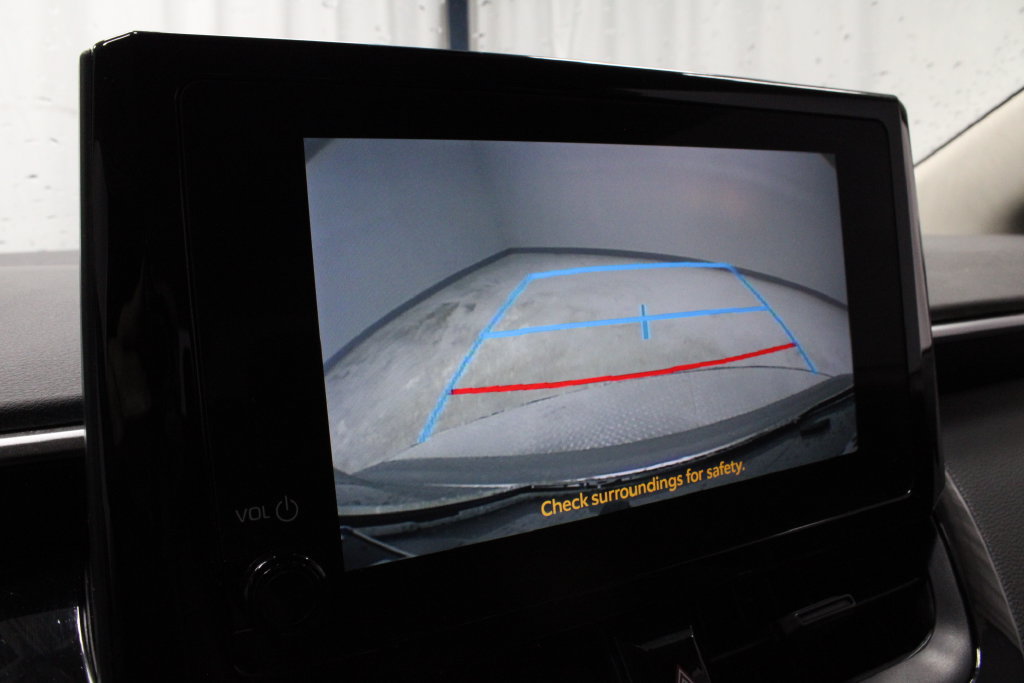 Used 2024 Toyota Corolla LE FWD image 4