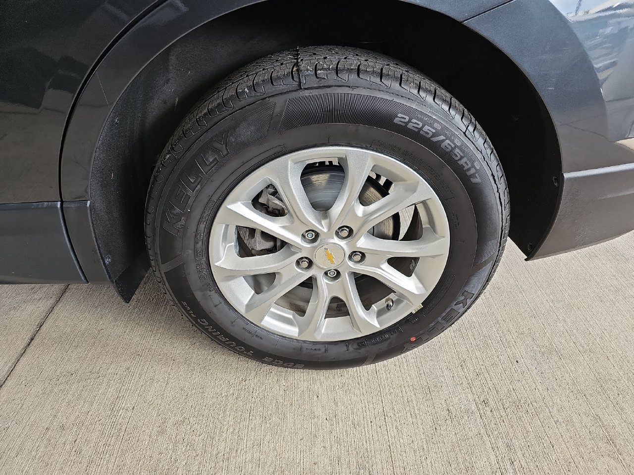 Used 2018 Chevrolet Equinox LT AWD/4WD image 38