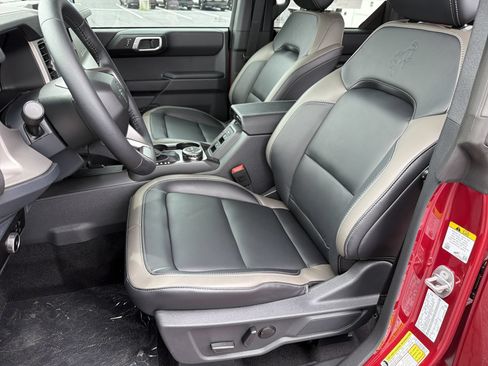 New 2026 Ford Bronco Outer Banks AWD/4WD image 20