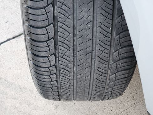 Certified 2022 Jaguar F-PACE S image 12